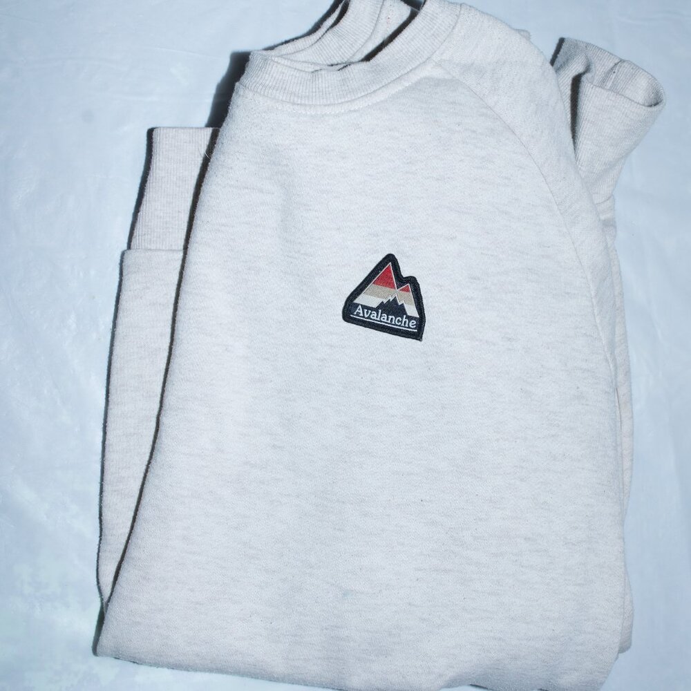 Avalanche crew neck sweater